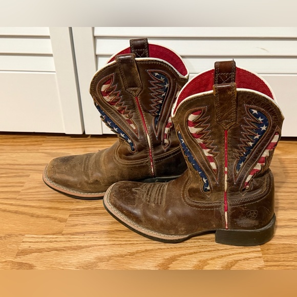 Ariat Kids American Flag Western Boots | Size 12 |Distressed Leather |Patriotic - Picture 2 of 10